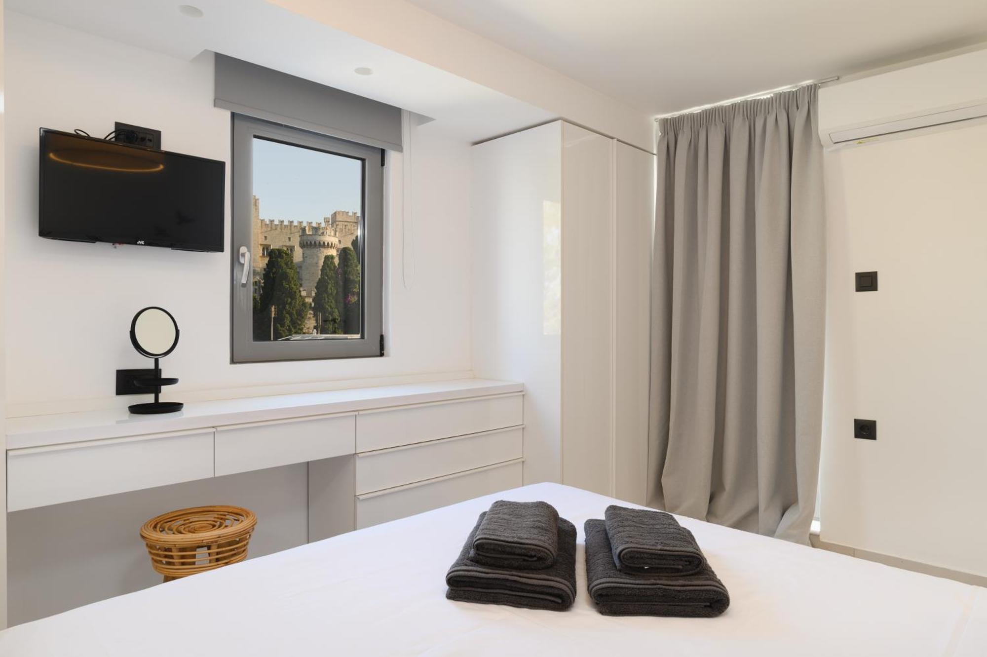 Castelo View Luxury Apt Rhodes City エクステリア 写真